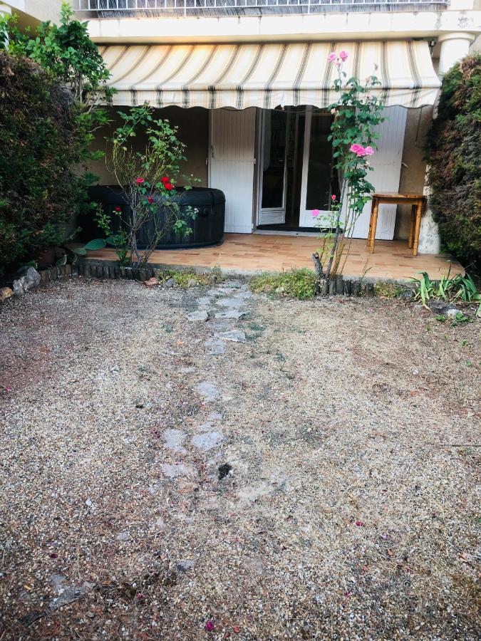 Apartamento Ceres Gréoux-les-Bains Exterior foto